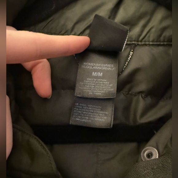 The North Face Metropolis Olive Green Long Puffer Coat size Medium - Picture 3 of 3